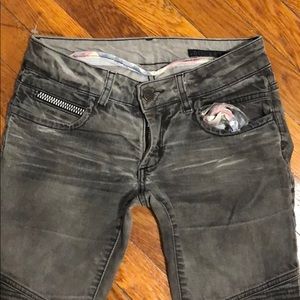 Rockstar sushi black/grey jeans size 24